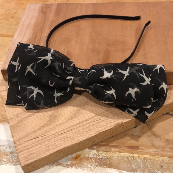 ModCloth Bird Print Bow Headband - Picture 2 of 3
